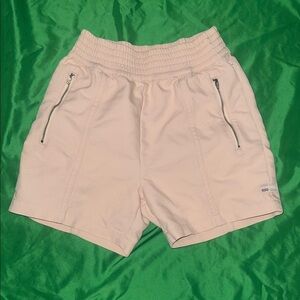 Levi's x Deepika Padukone Cream Collaboration Shorts size XS